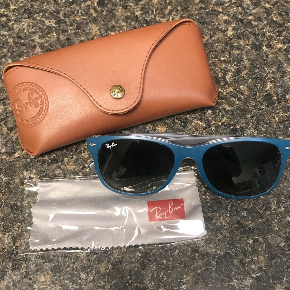 Ray Ban wayfarer sunglasses